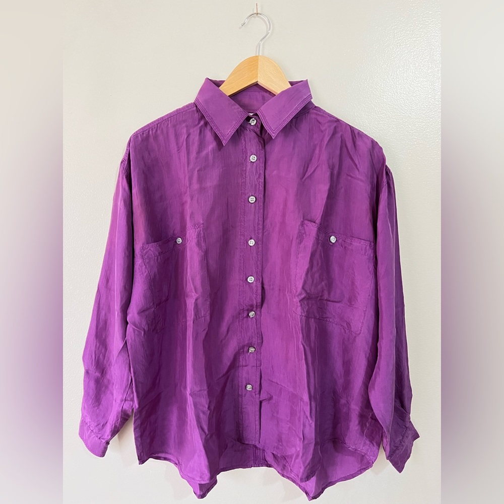VINTAGE - 90's Lightweight Blouse in Aubergine
